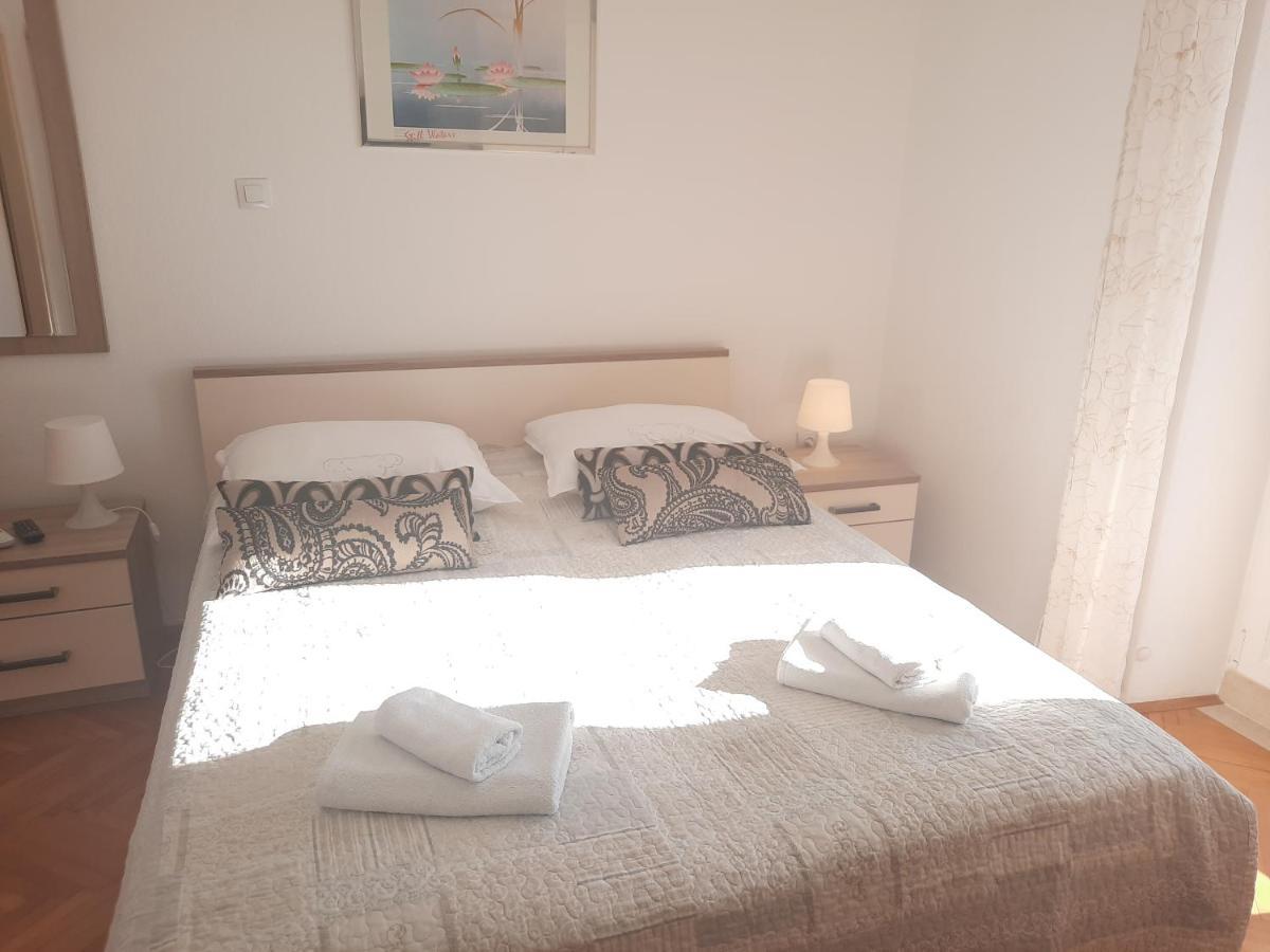 Apartments Villa Beba Komiža Εξωτερικό φωτογραφία